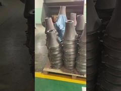 ตู้ไฟสวนกําลังถูกเคลือบ... ทั้งหมดเป็นผลิตภัณฑ์อลูมิเนียม