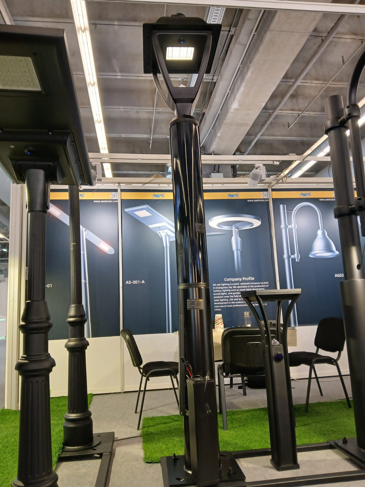 บล็อกบริษัทล่าสุดเกี่ยวกับ โมดูลทรงกระบอกพลังงานแสงอาทิตย์กระจกนิรภัยเปิดตัวอย่างเป็นทางการ