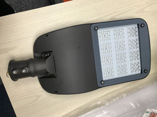 ซื้อ อัลลูมิเนียมแบบเจาะเจาะ 60W 100W 150W 200W ไฟ LED กลางแจ้ง ไฟถนน กันน้ํา IP65 พร้อมใบรับรอง CE ใช้สําหรับทางด่วน, ถนนหลัก online manufacture