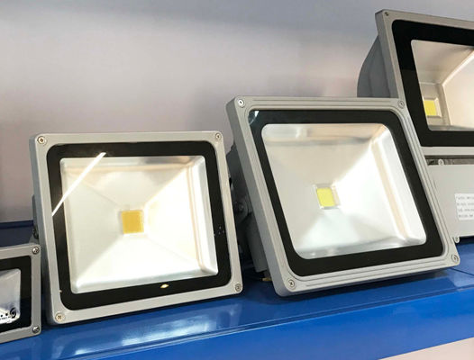 ซื้อ 10W - 200W แสงสีขาวเย็นตา LED กลางแจ้ง online manufacture