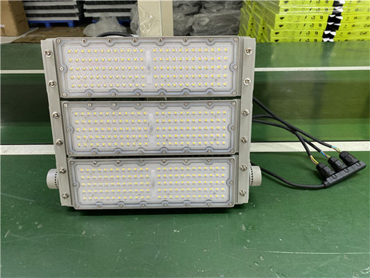 อลูมิเนียมเรือน 300W ด้านนอก LED แสงน้ําท่วม / LED สูง Mast ประสิทธิภาพสูง กันน้ํา
